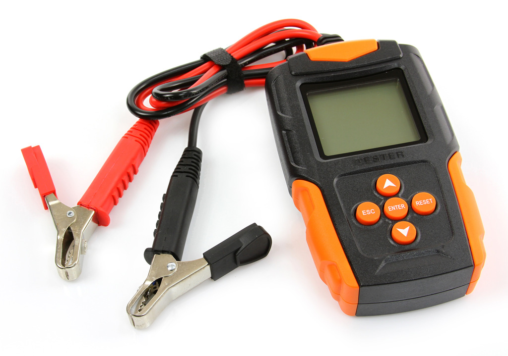 Mar-Pol akkumulátor teszter 12V – LCD kijelzős, 2–220Ah, SOH/SOC mérés- M82520