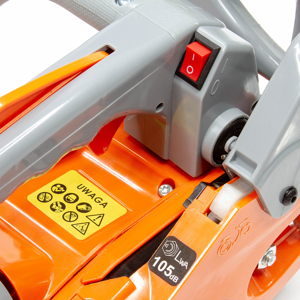 Benzinmotoros ágvágó láncfűrész 0,9kW - M83133 