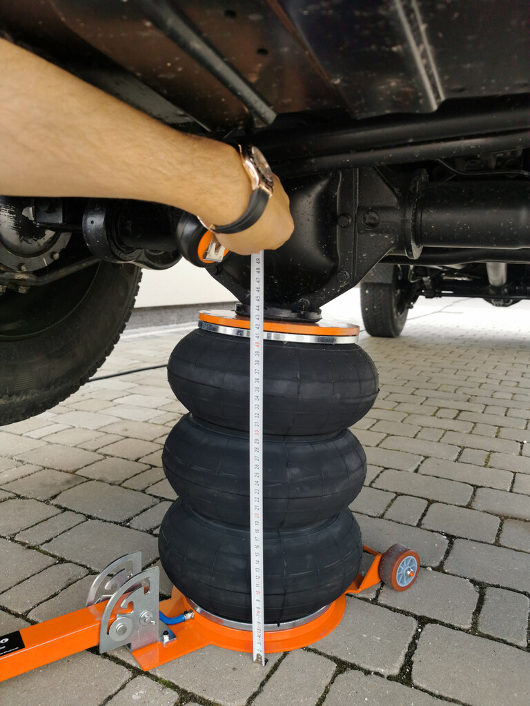 Pneumatikus 3 légpárnás emelő 6T (Lifter) , 15-43 cm M80135